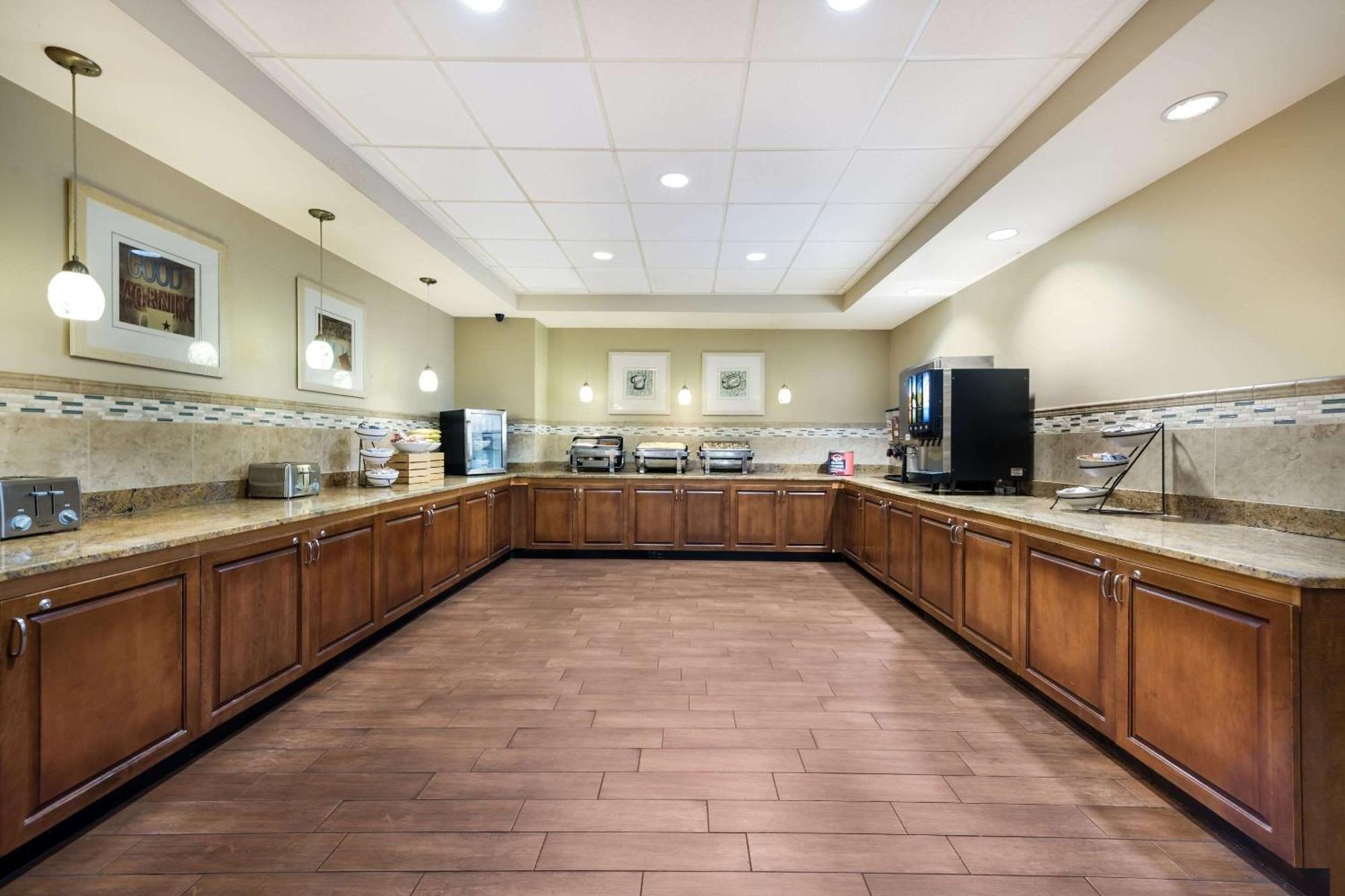 Country Inn & Suites By Radisson, Virginia Beach Oceanfront , Va ภายนอก รูปภาพ