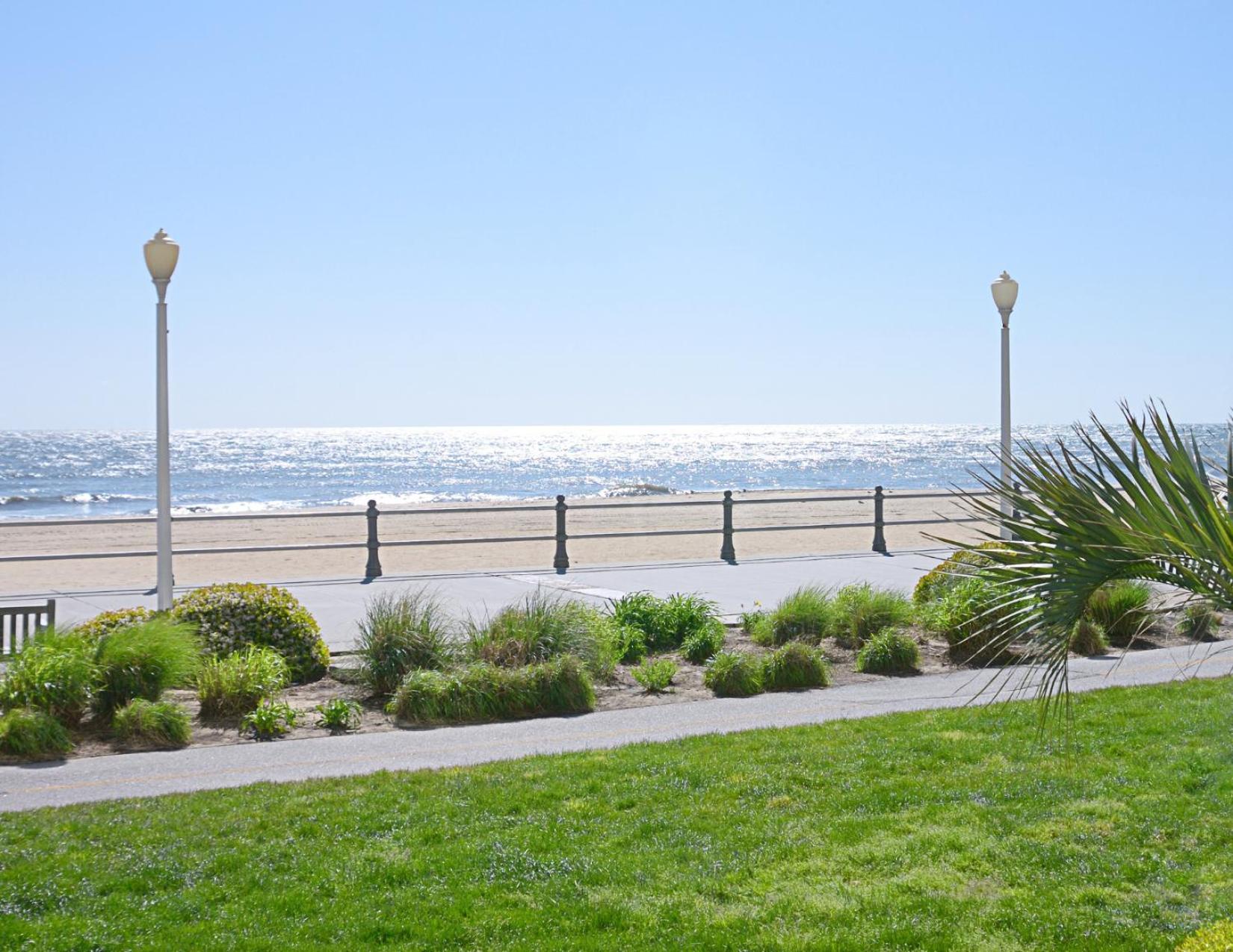 Country Inn & Suites By Radisson, Virginia Beach Oceanfront , Va ภายนอก รูปภาพ